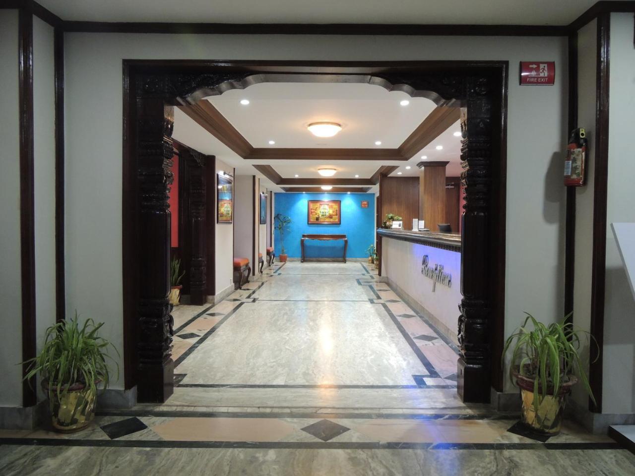 Hotel Nirvana Bhairāhawā Exterior foto